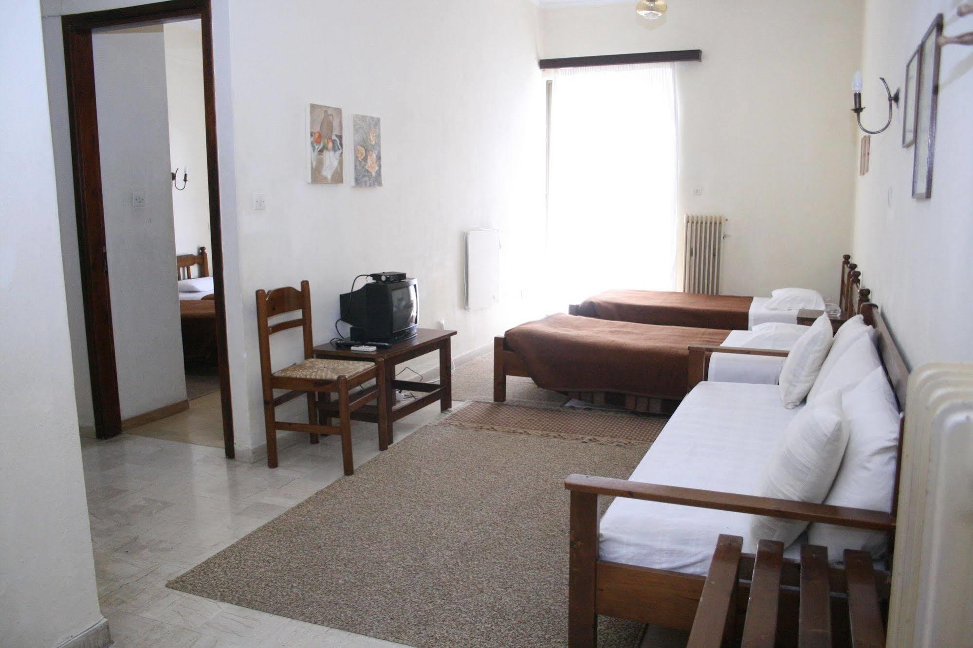 Aparthotel Iliahtides Αμάρυνθος Εξωτερικό φωτογραφία