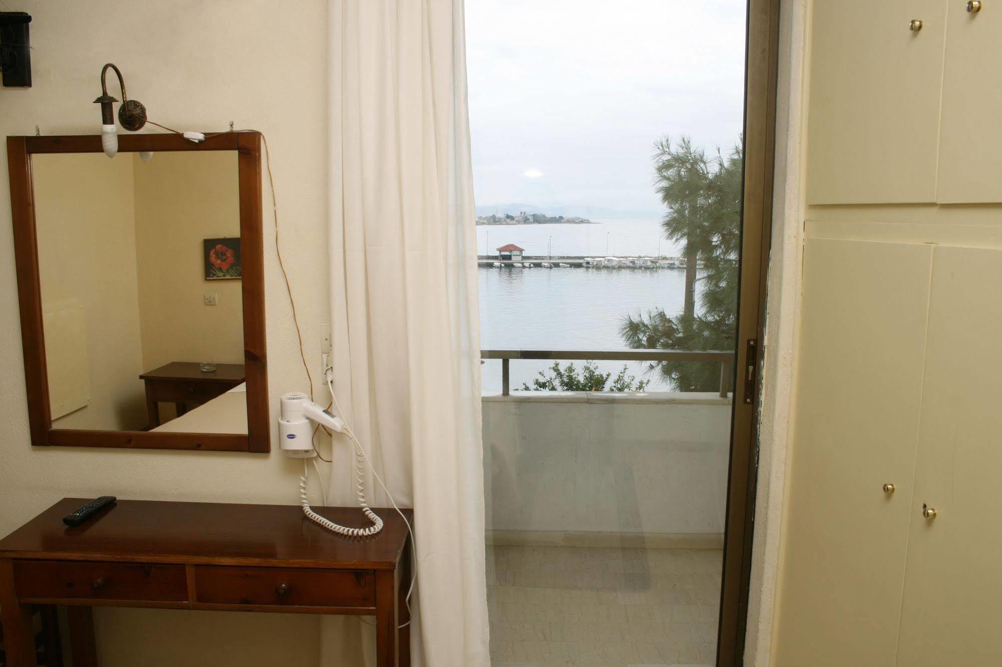 Aparthotel Iliahtides Αμάρυνθος Εξωτερικό φωτογραφία